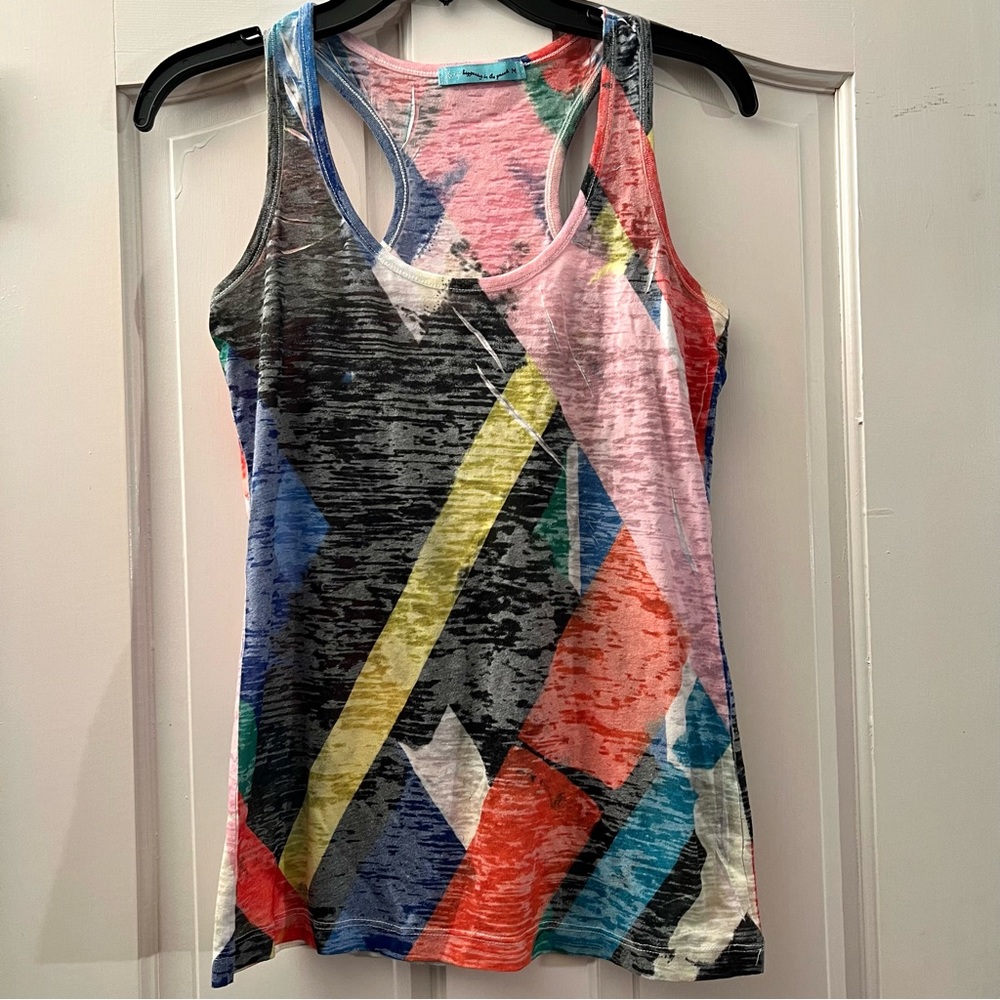 🌸 Y2K HIP happening in the present geometric multi colored racerback tank top M